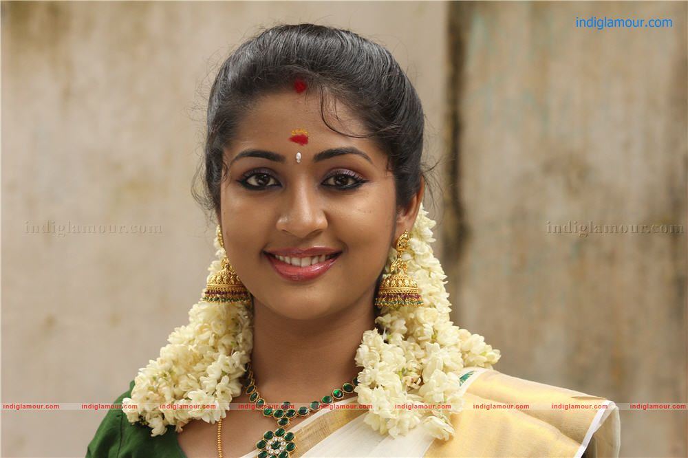 Navya Nair Actress hd photo