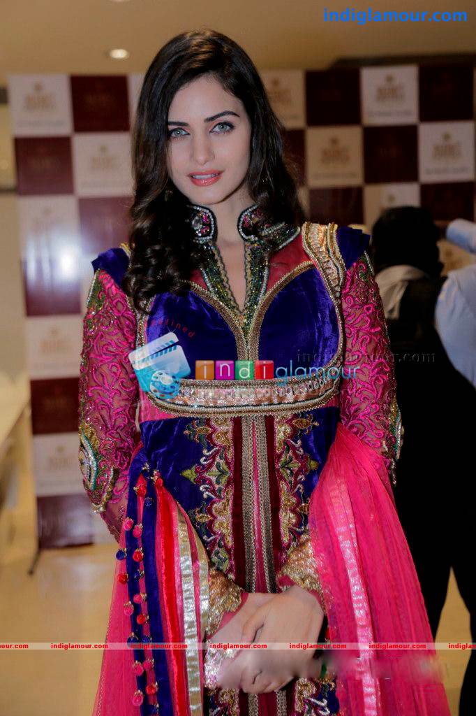 Gadriella Actress hd photo