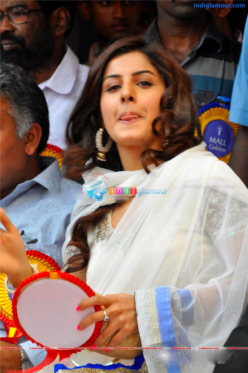 Isha Talwar Actress hd photo