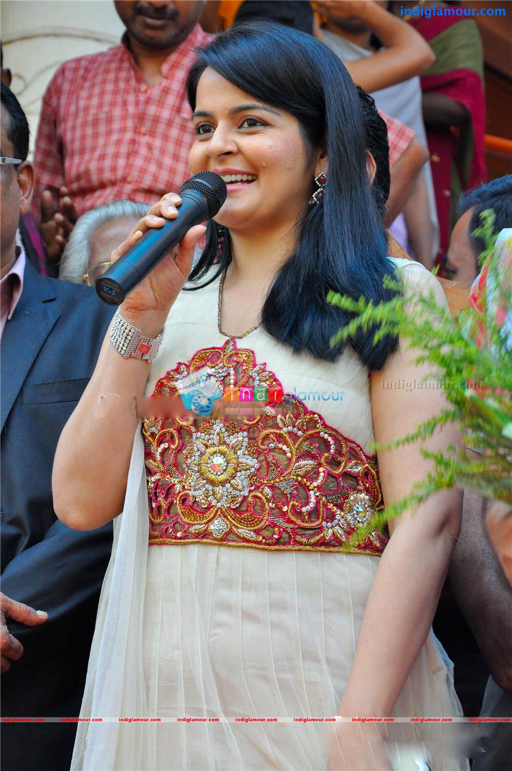 Roma Actress hd photo