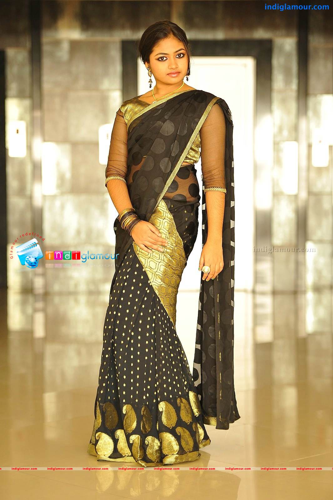 Shaalin Actress hd photo
