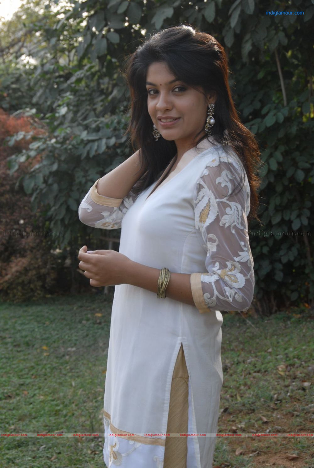 Archana Kavi Actress hd photo