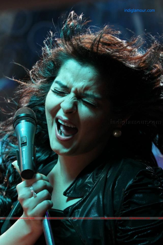 Roma Actress hd photo