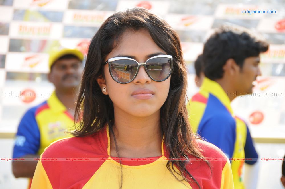 Amala Paul Actress hd photo
