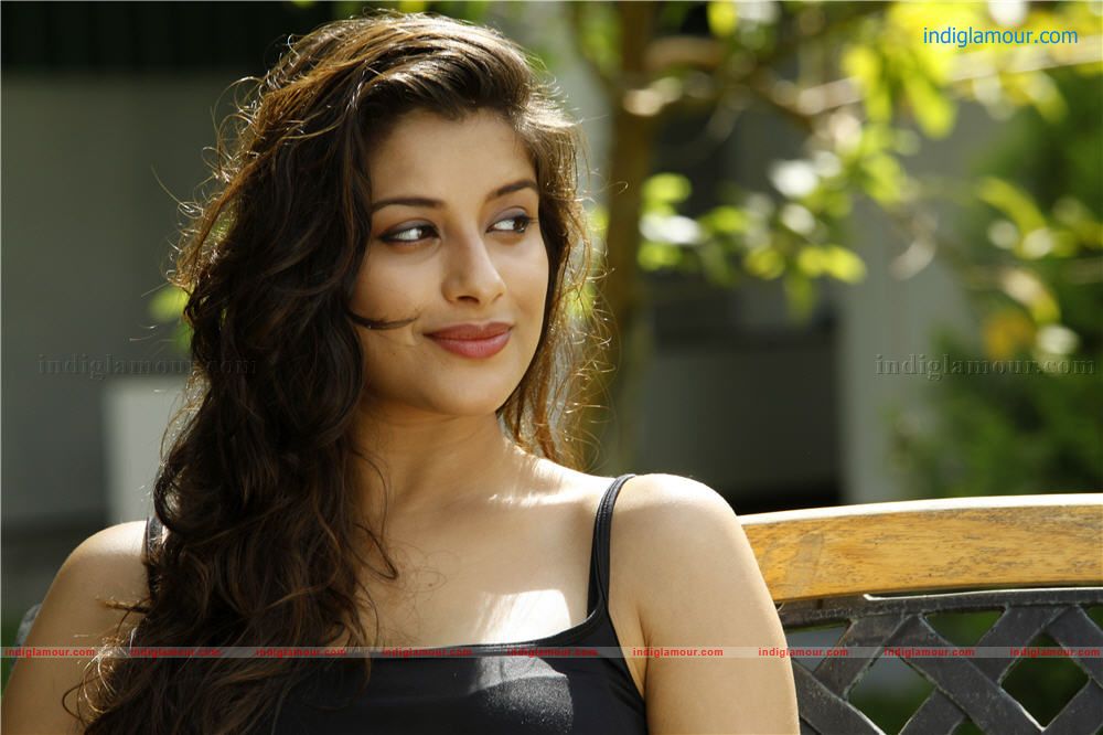 Madhurima Actress hd photo