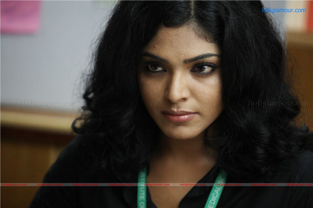 Reema Kallingal Actress hd photo