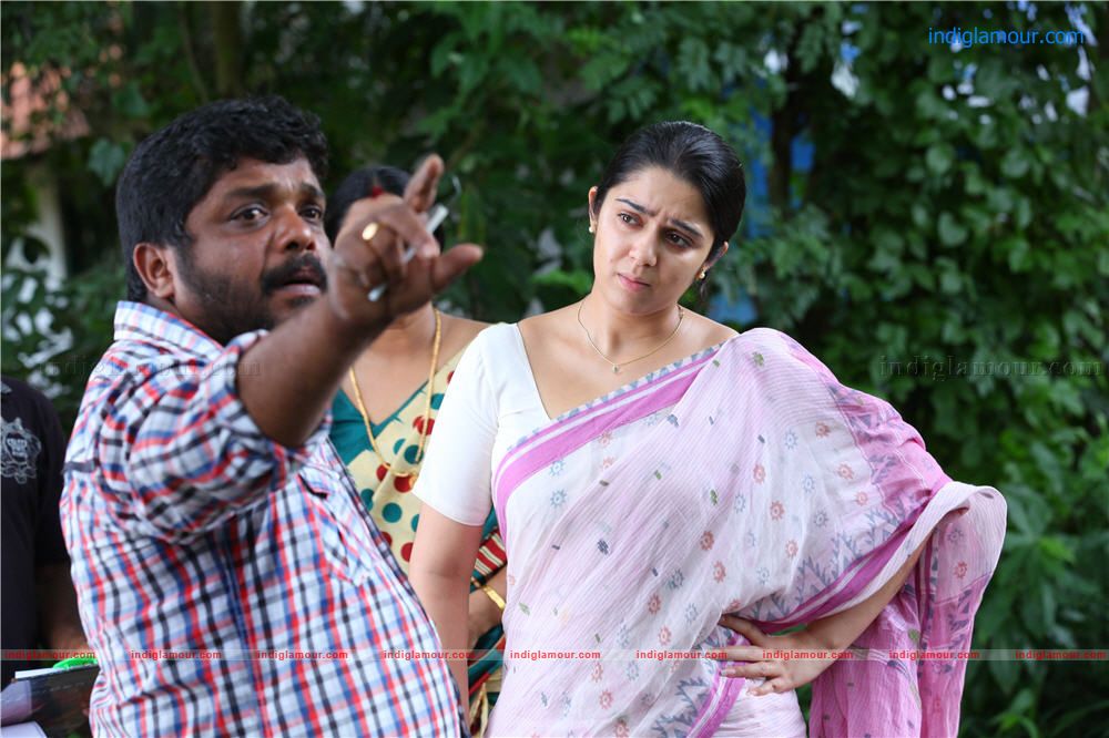 Charmi Actress hd photo