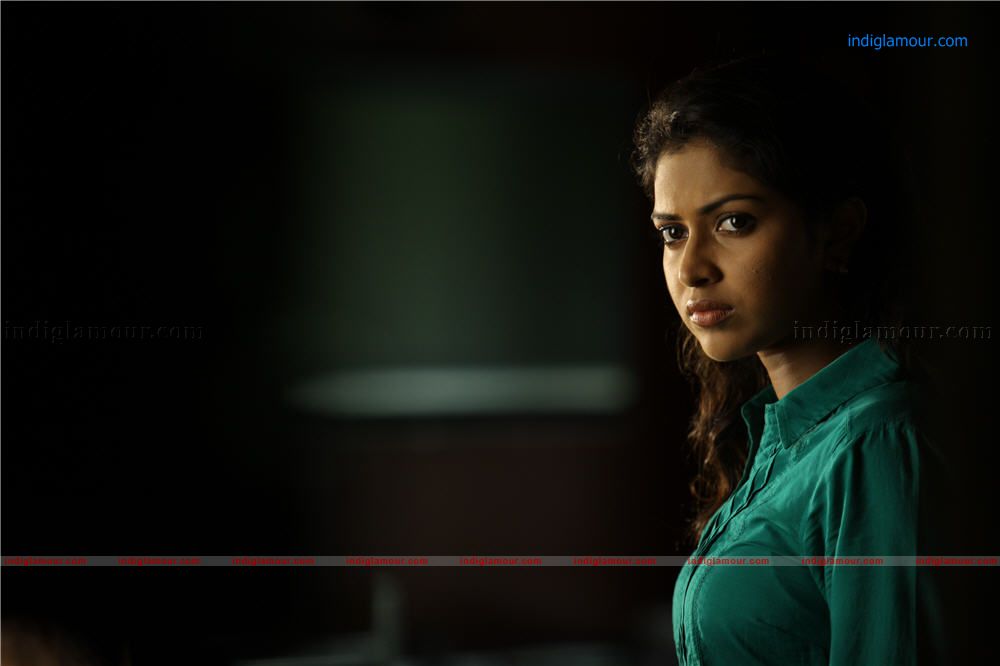 Amala Paul Actress hd photo