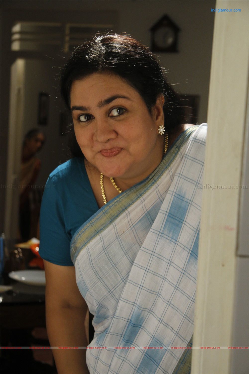 Urvashi Actress hd photo