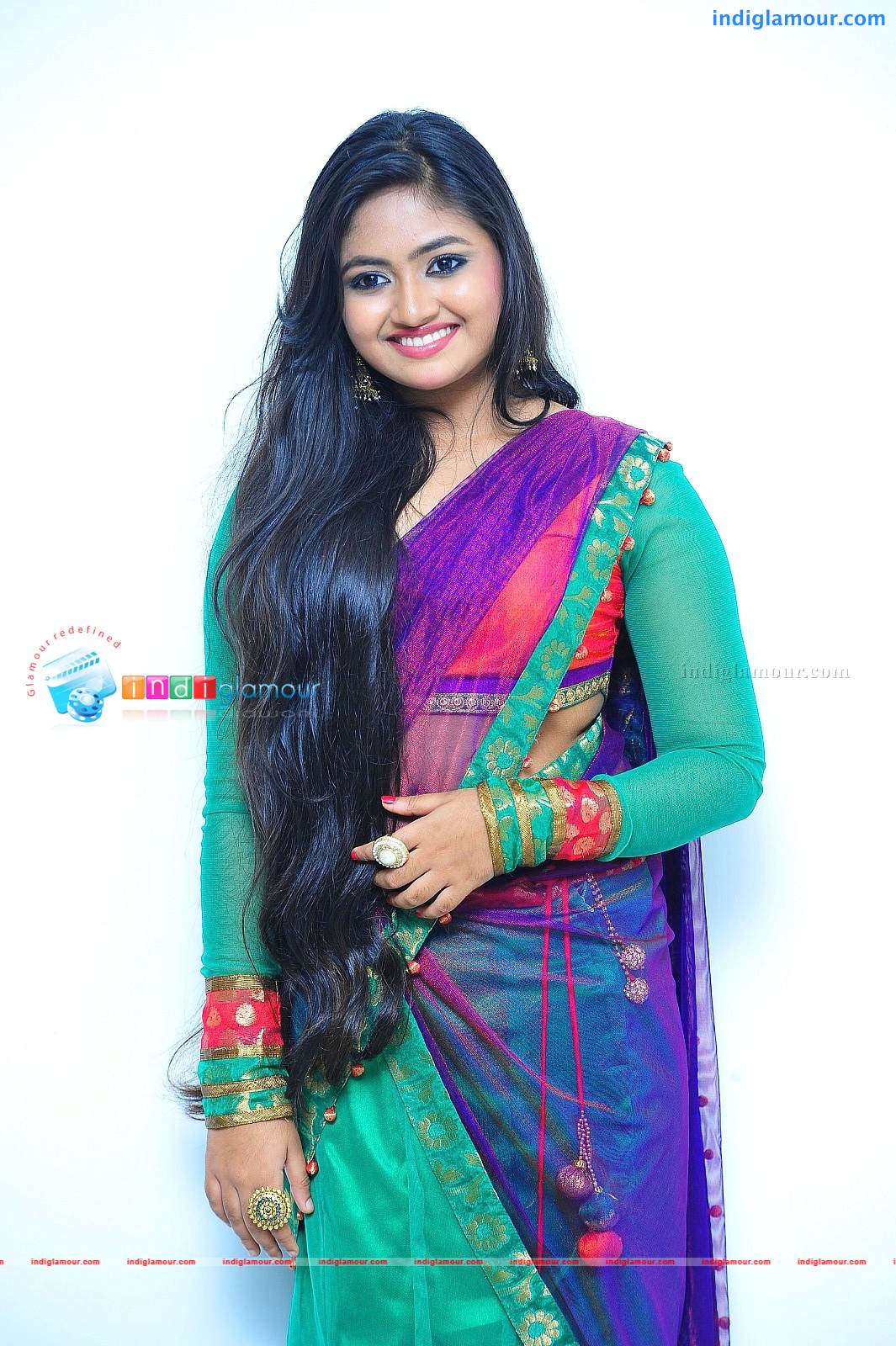 Shaalin Actress hd photo