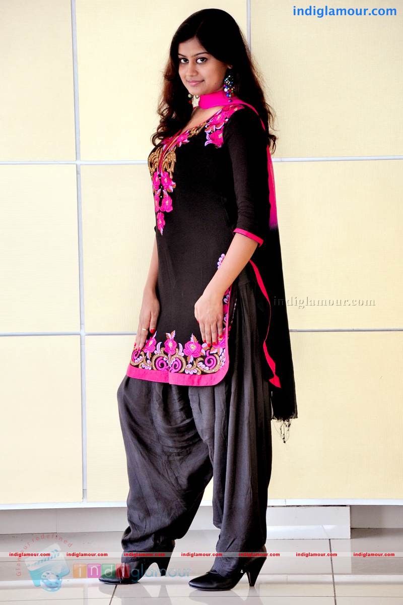 Anshiba Actress hd photo