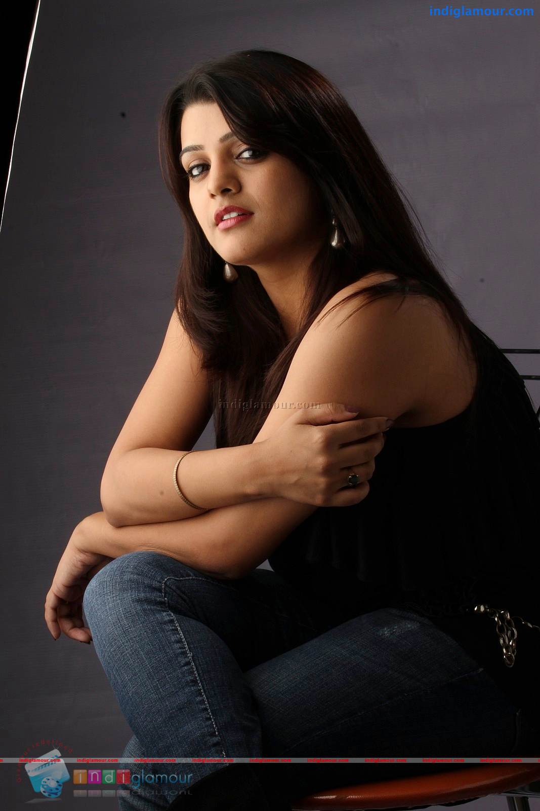Tashu Kaushik Actress hd photo
