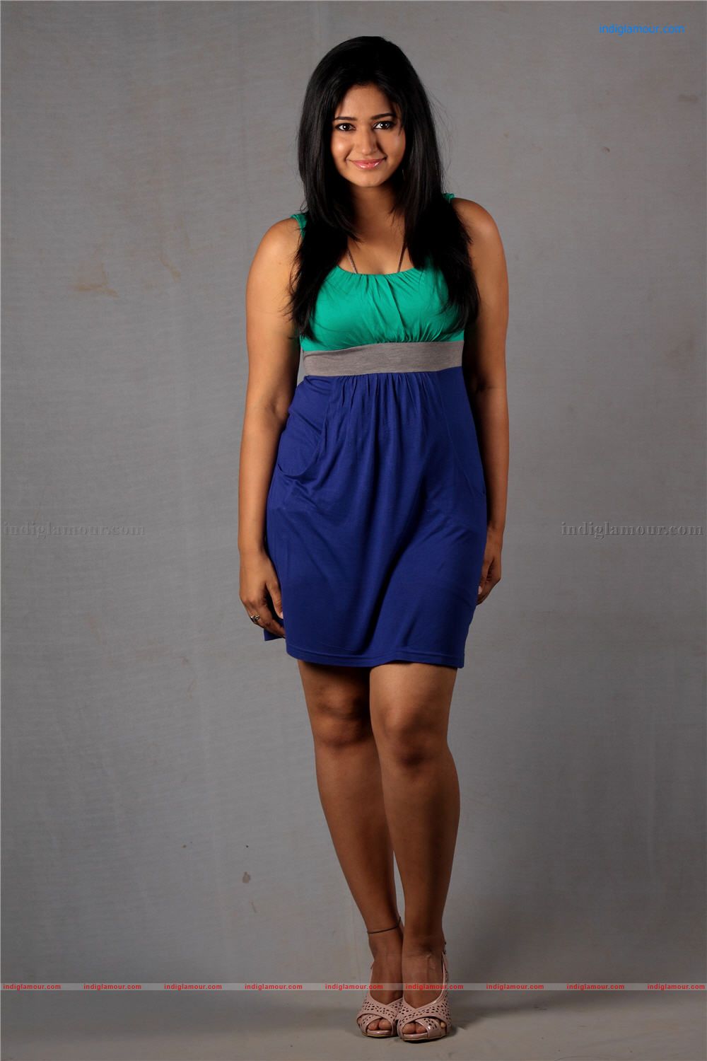 Poonam Bajwa Actress hd photo