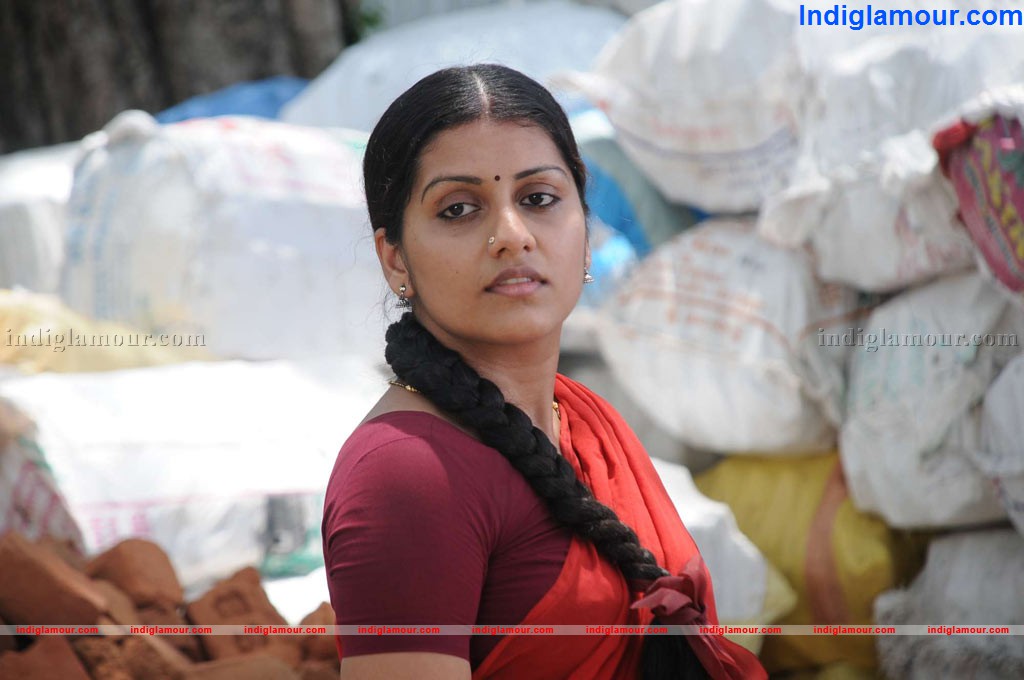 Sarayu Actress hd photo