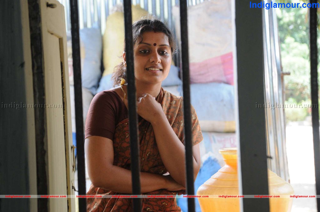 Sarayu Actress hd photo