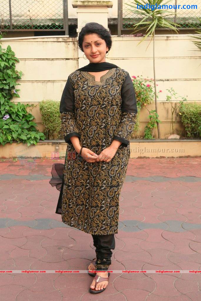 Meera Jasmine Actress hd photo