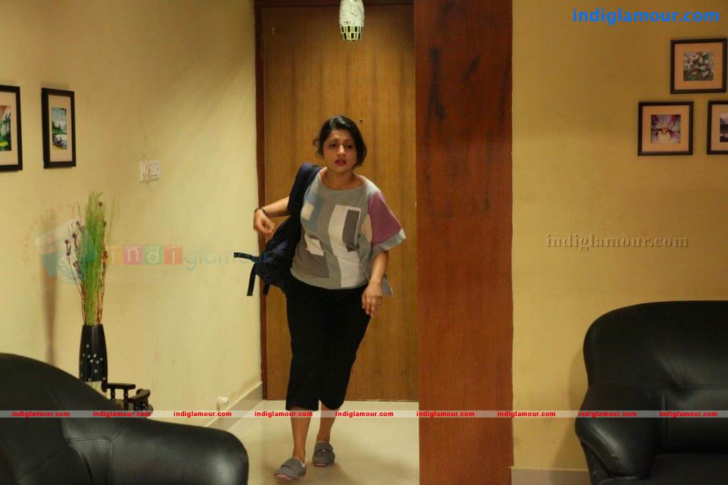 Meera Jasmine Actress hd photo