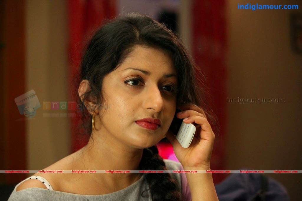 Meera Jasmine Actress hd photo