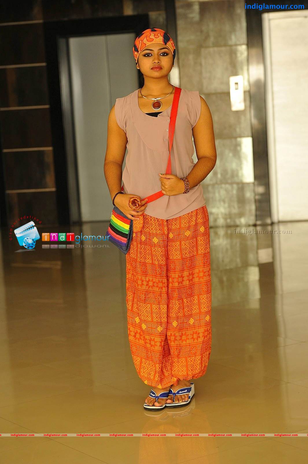 Shaalin Actress hd photo