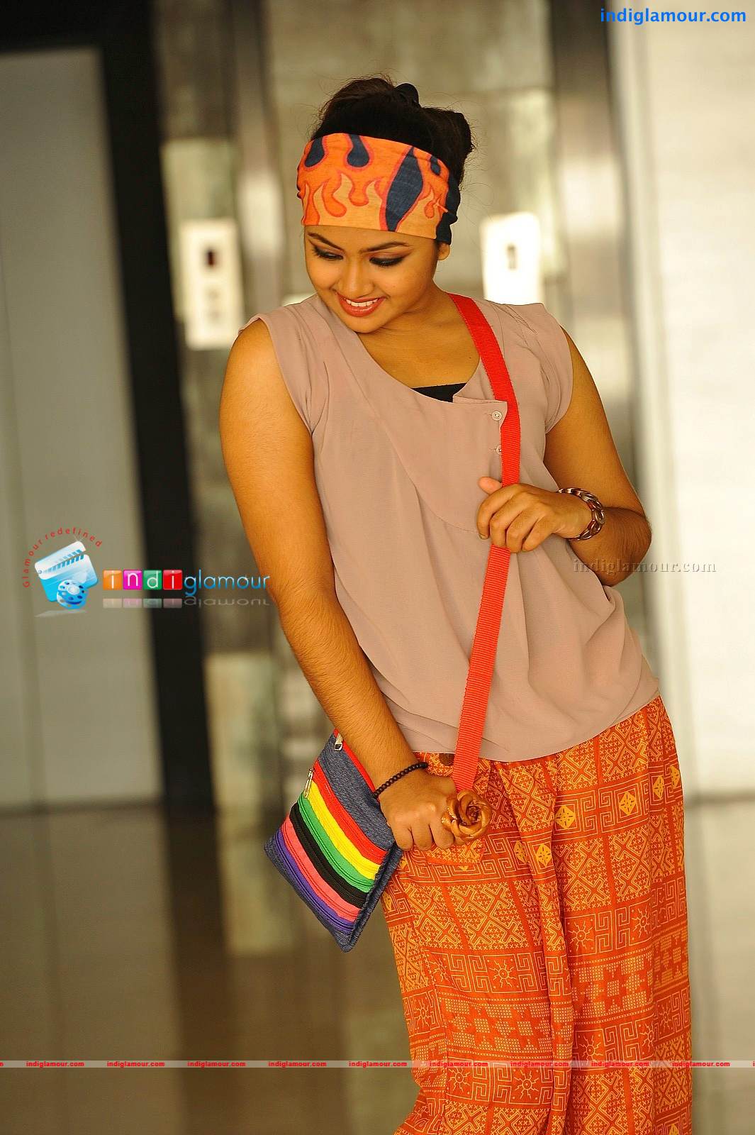 Shaalin Actress hd photo