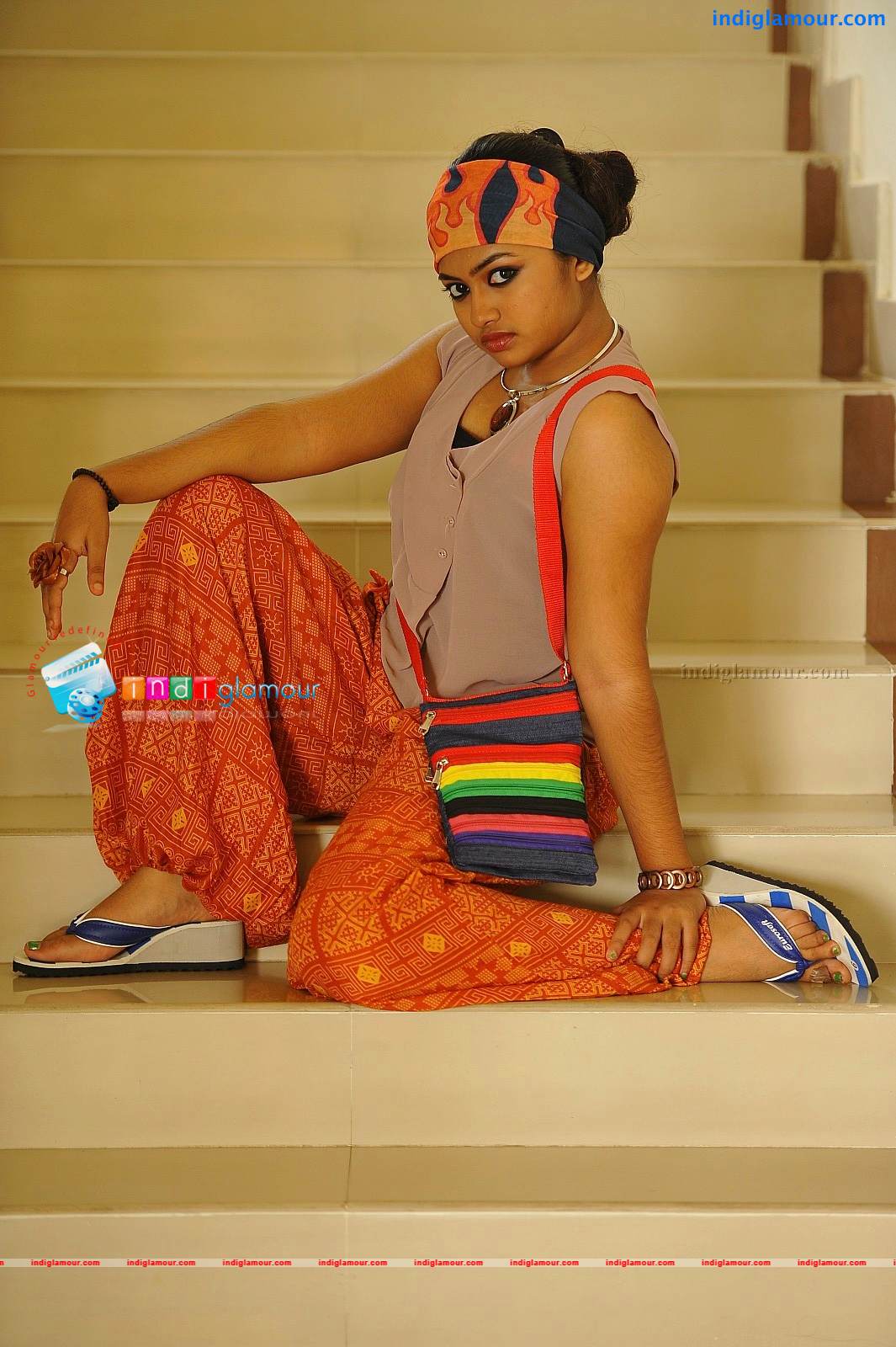 Shaalin Actress hd photo