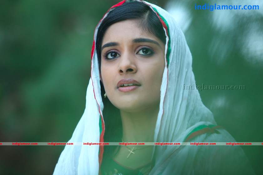 Niveda Thomas Actress hd photo