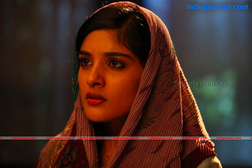 Niveda Thomas Actress hd photo