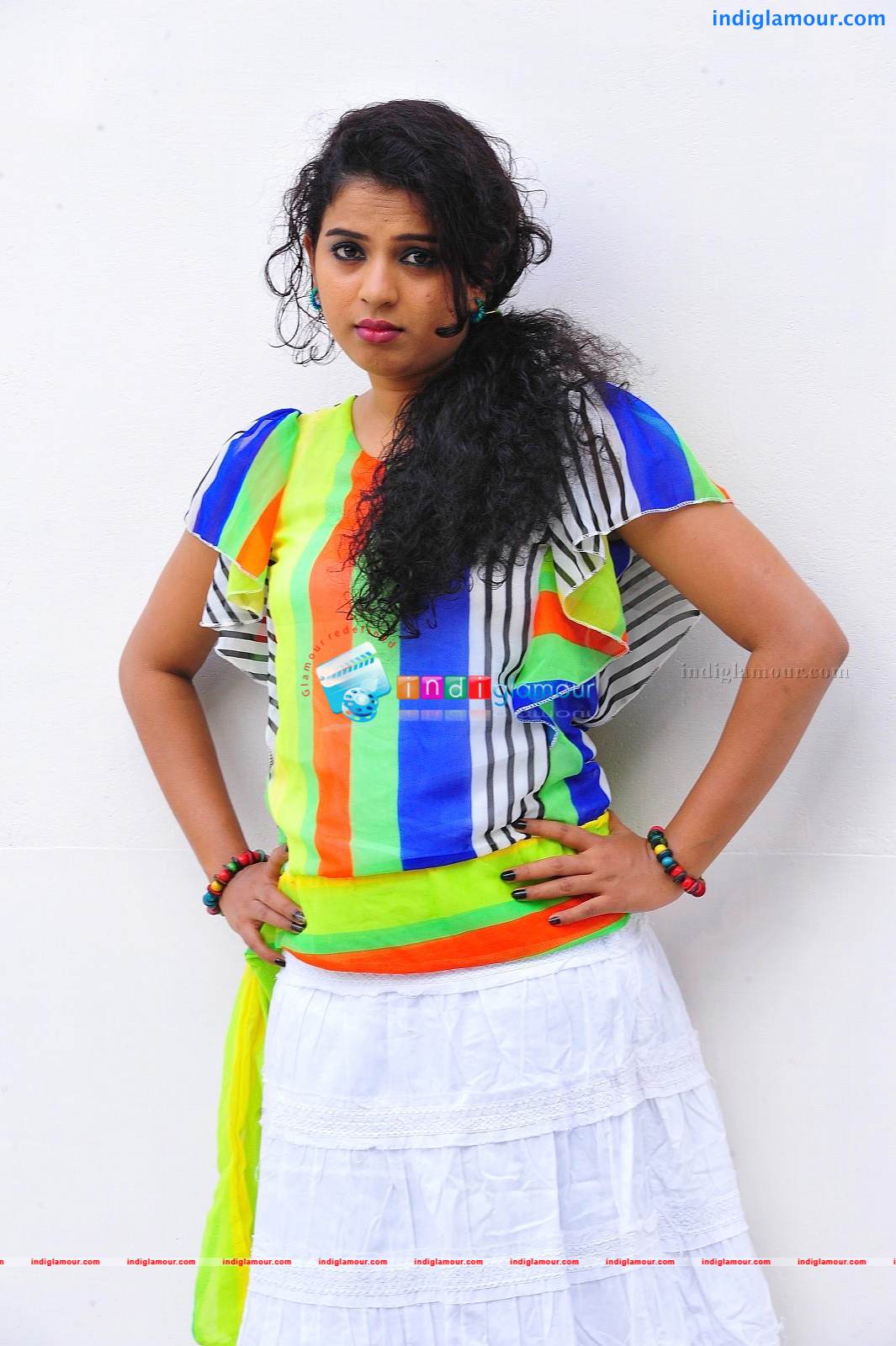 Sarangi Actress hd photo