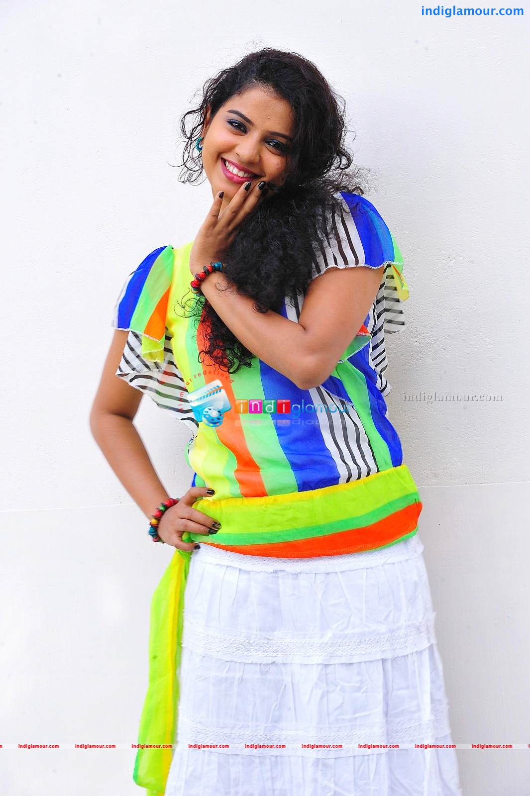 Sarangi Actress hd photo