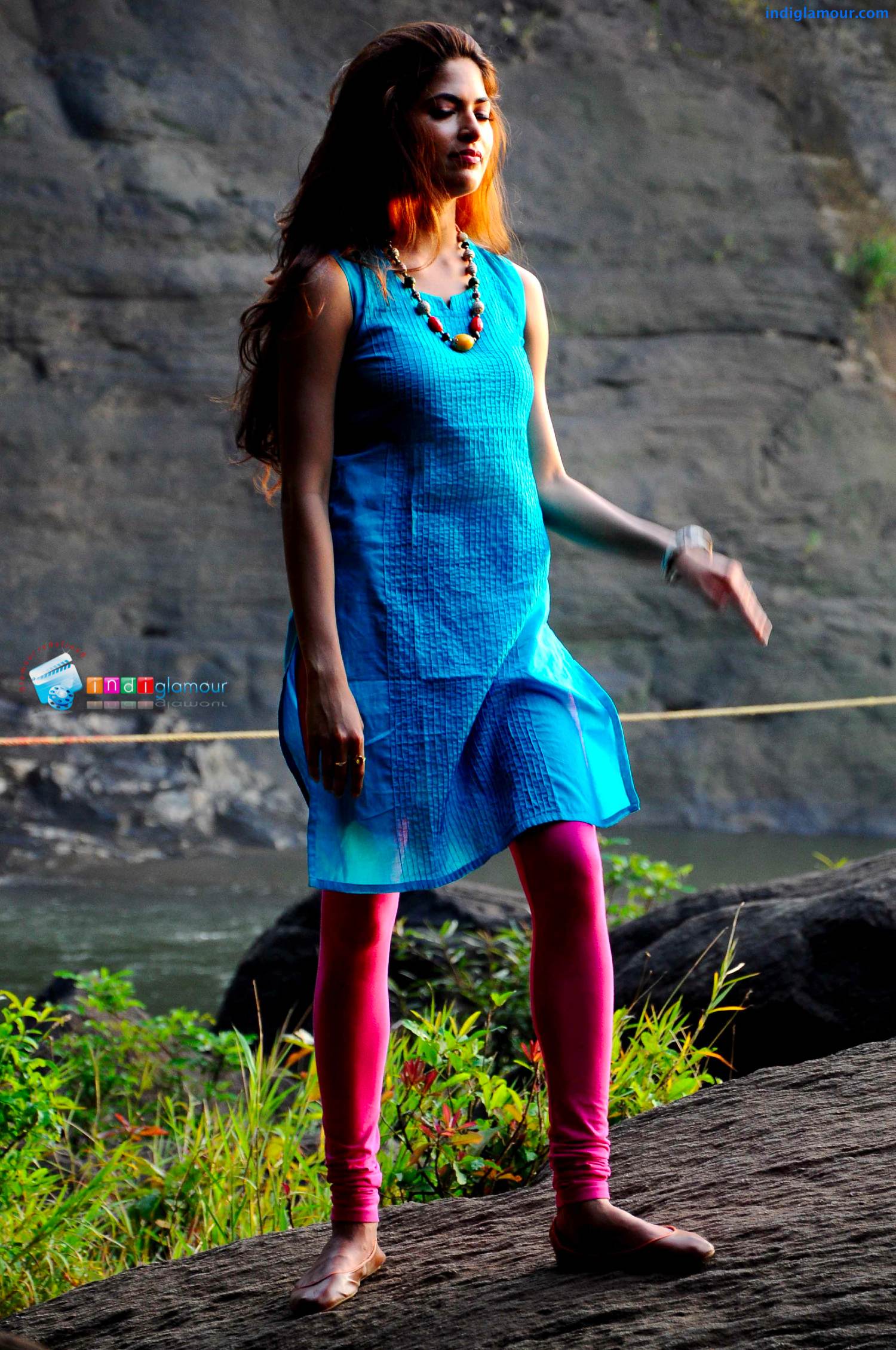 Parvathy Omanakuttan Actress hd photo