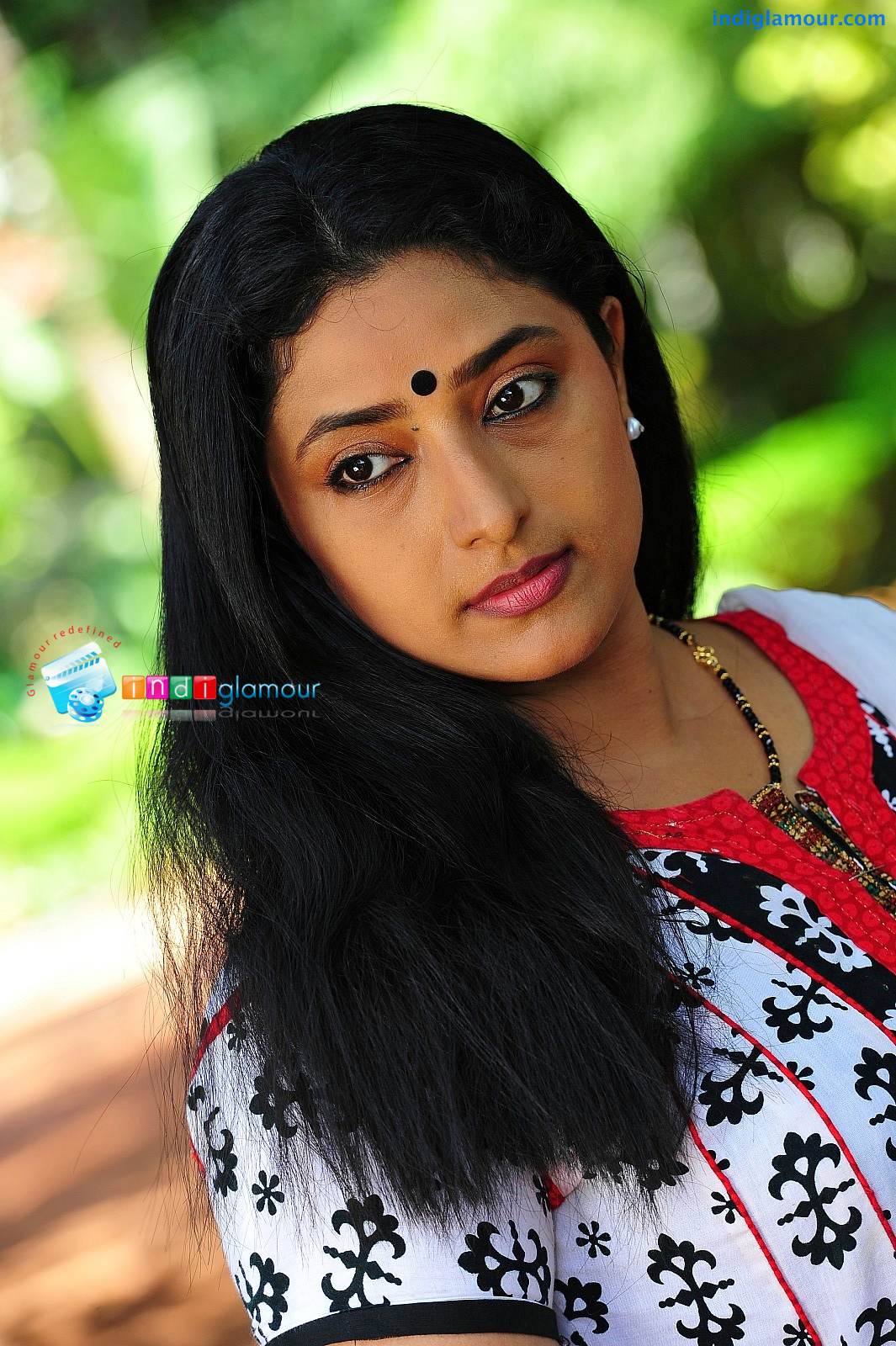Praveena Actress hd photo