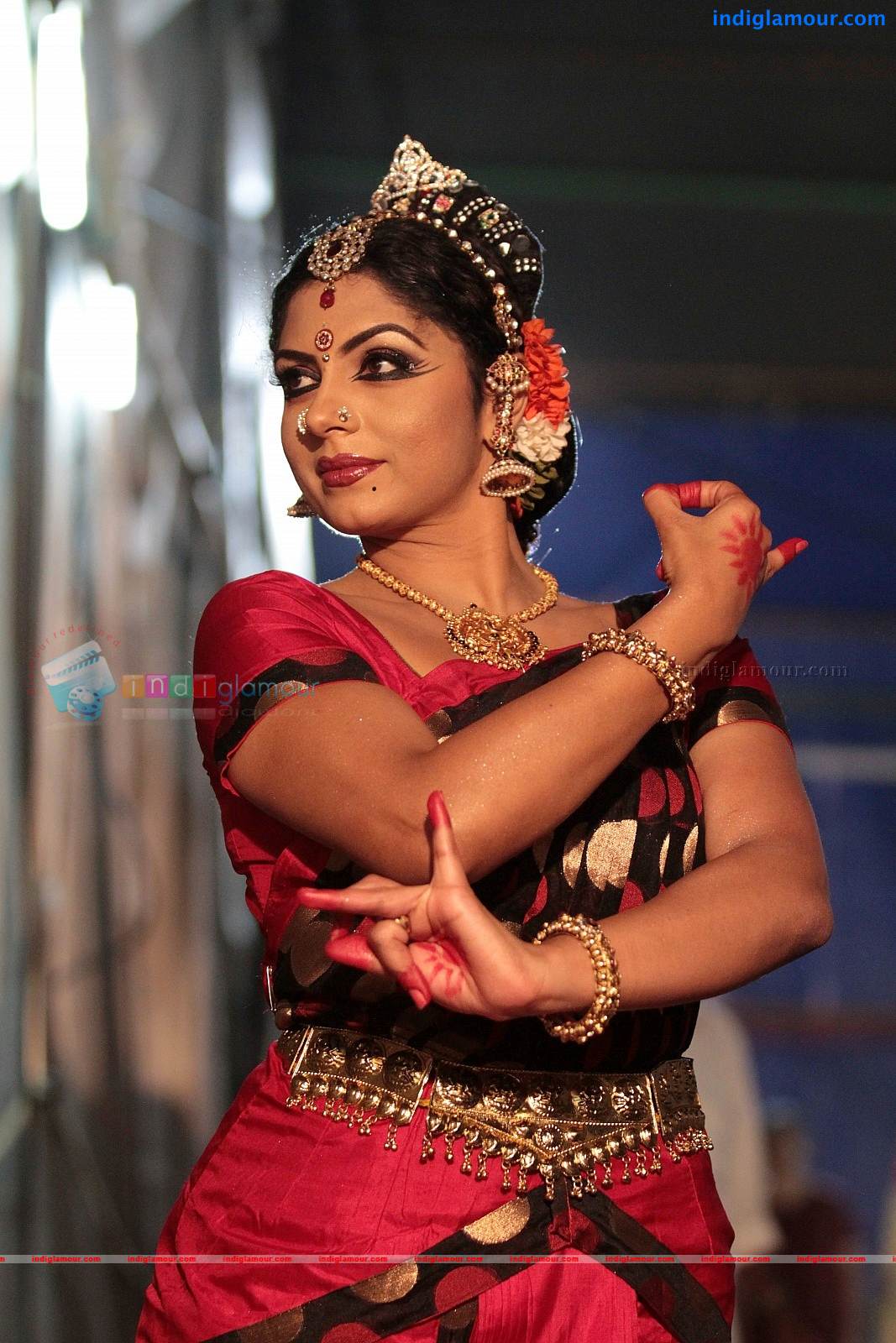 Asha Sarath Actress hd photo