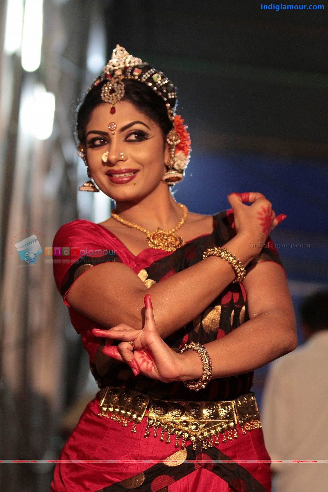 Asha Sarath Actress hd photo