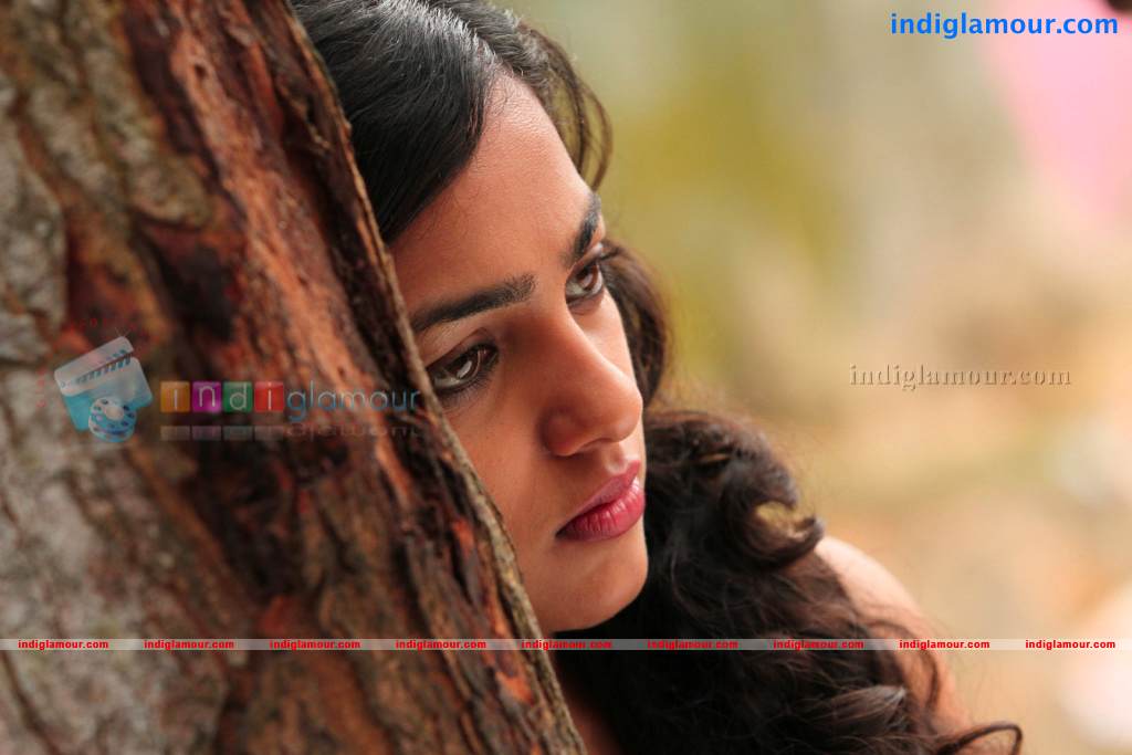 Nitya Menon Actress hd photo