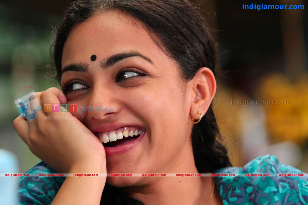 Nitya Menon Actress hd photo