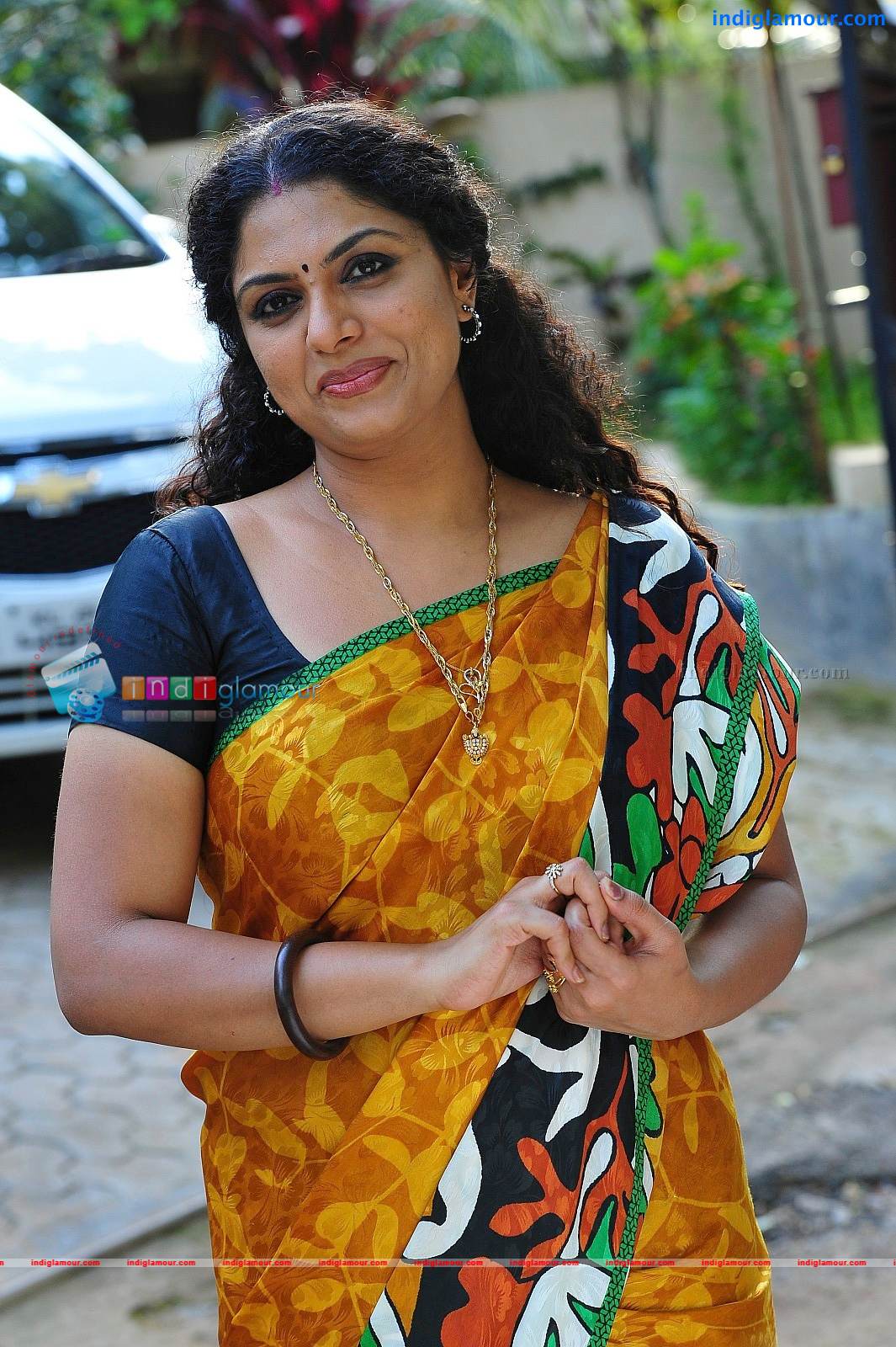 Asha Sarath Actress hd photo
