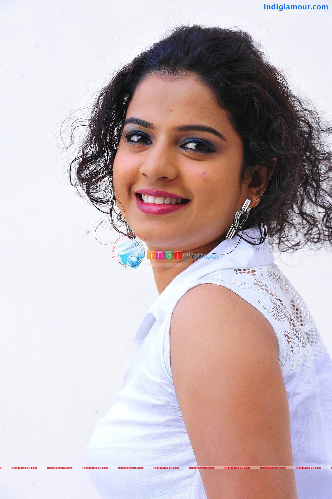 Sarangi Actress hd photo