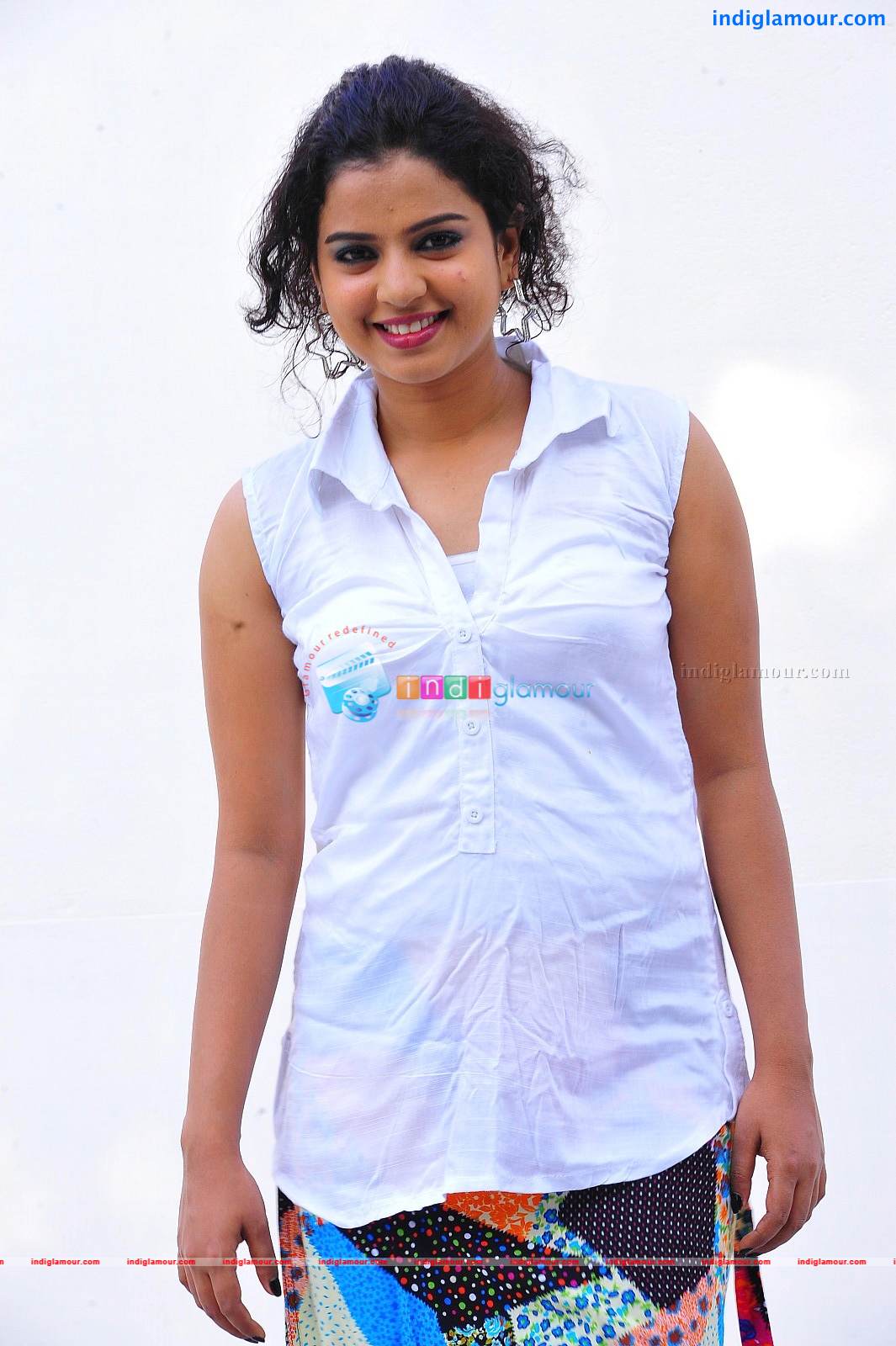 Sarangi Actress hd photo
