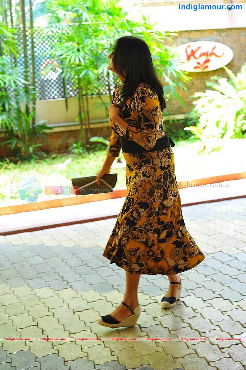 Remya Nambeesan Actress hd photo