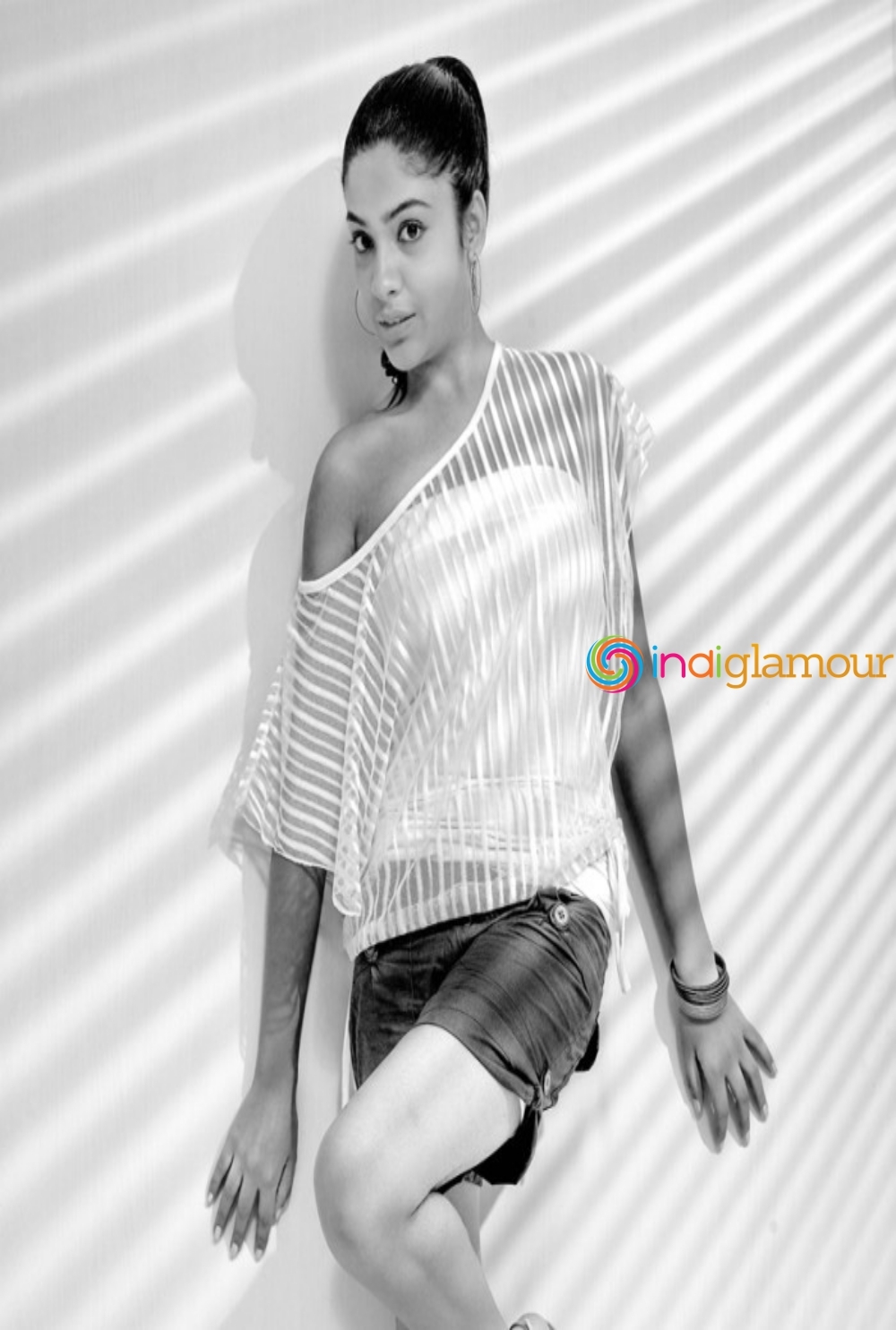 Archana Kavi Actress hd photo