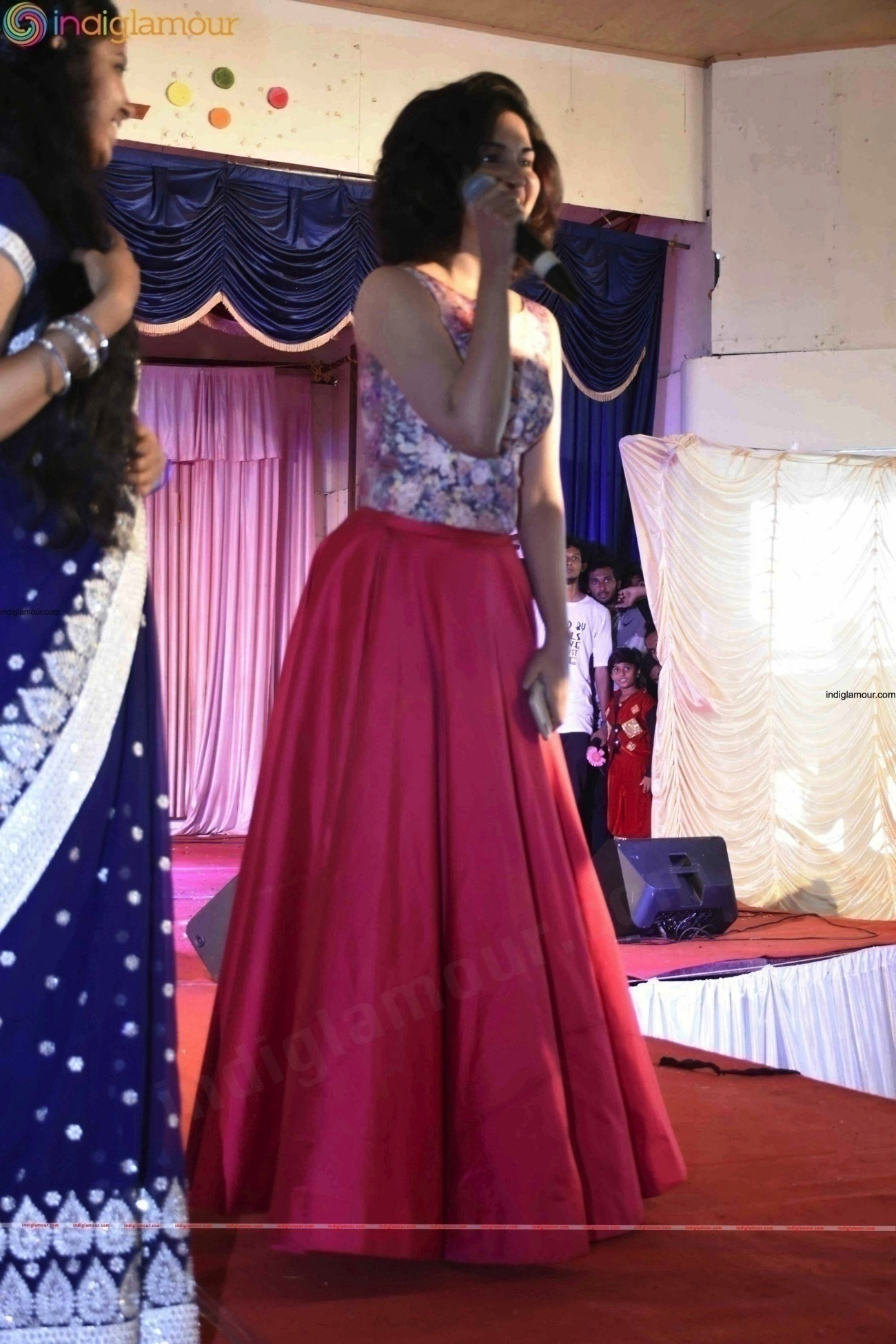 Honey Rose Actress hd photo