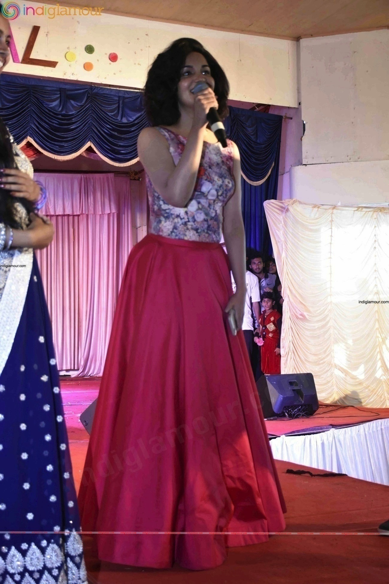 Honey Rose Actress hd photo
