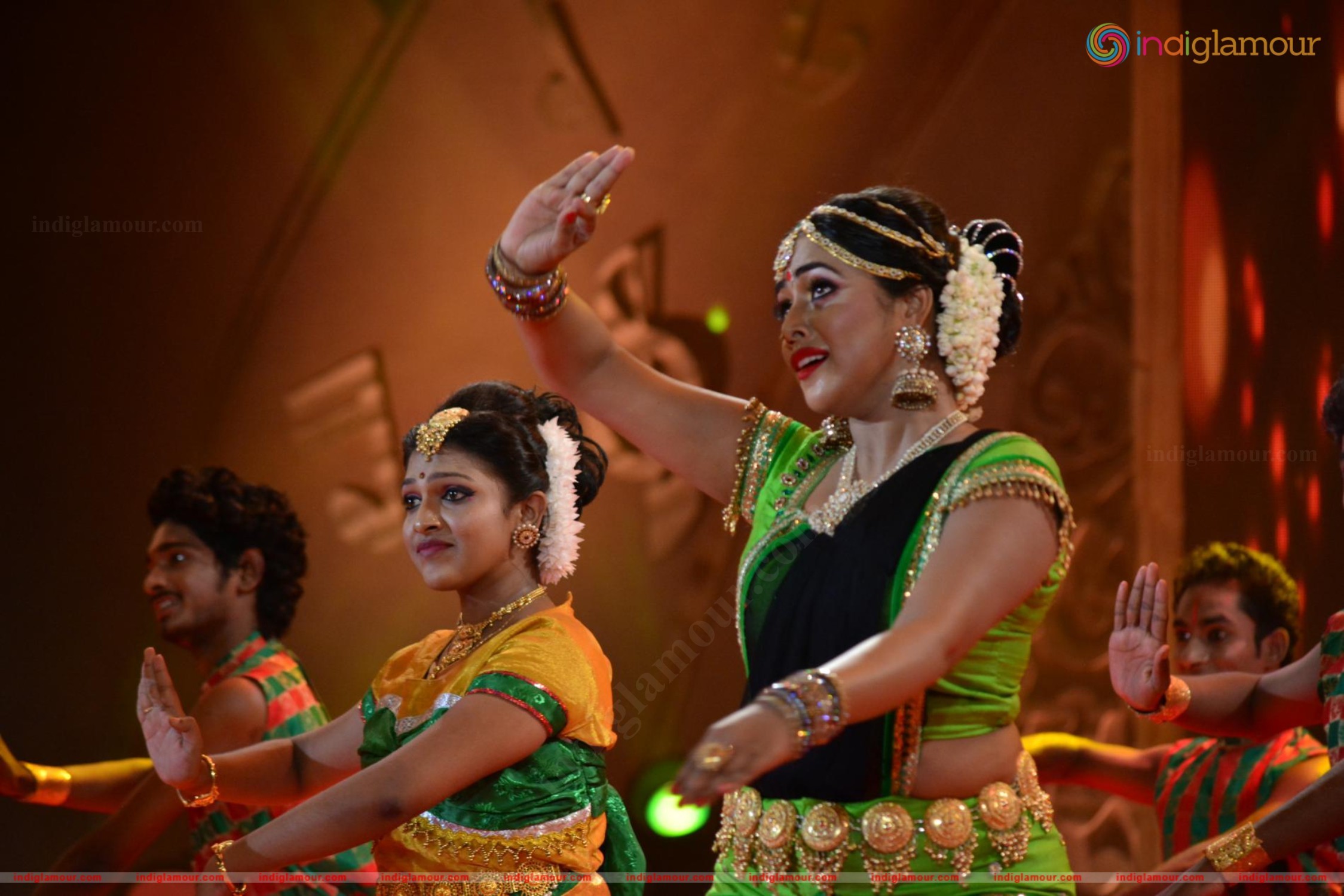 Shamna Kasim Actress hd photo