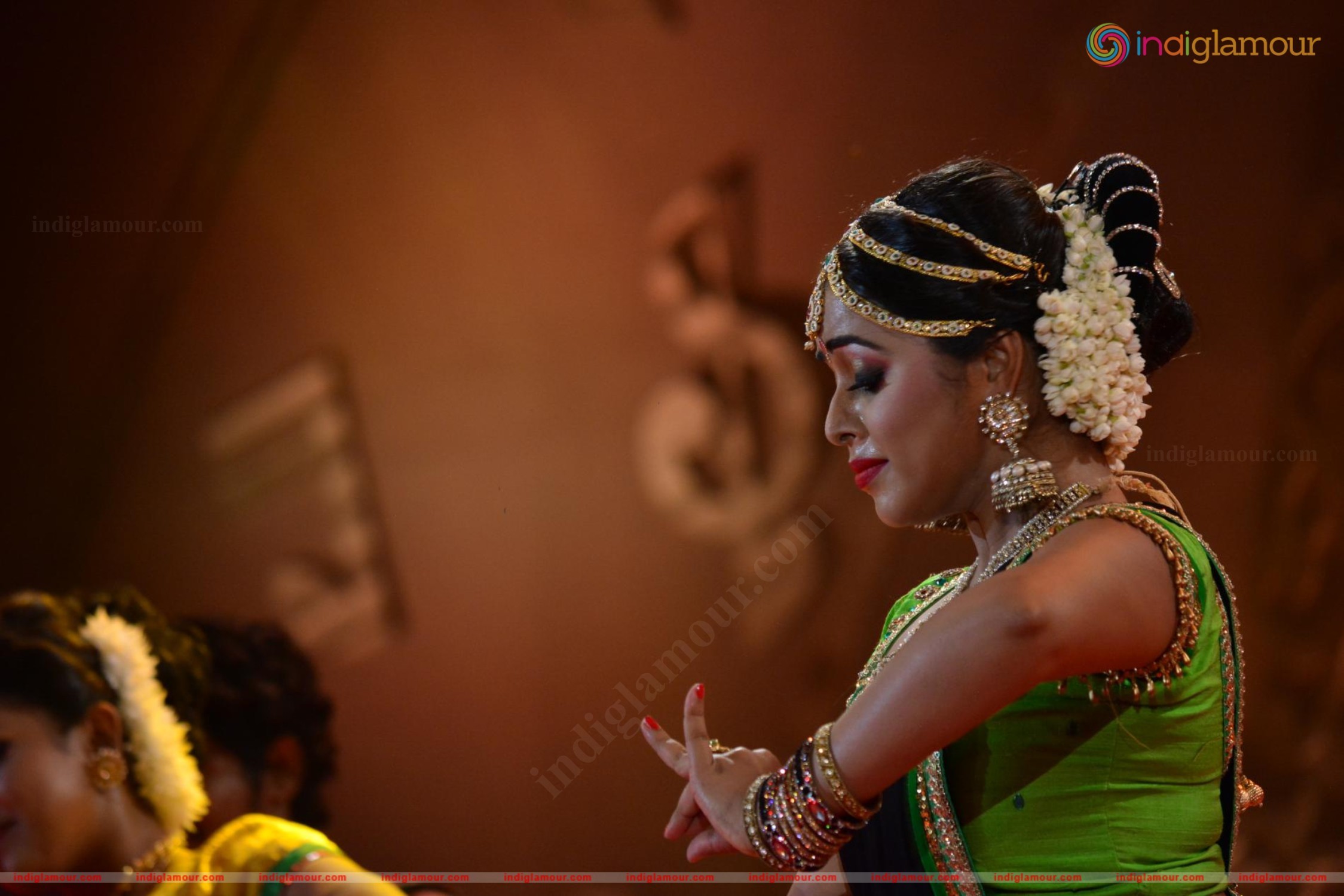 Shamna Kasim Actress hd photo