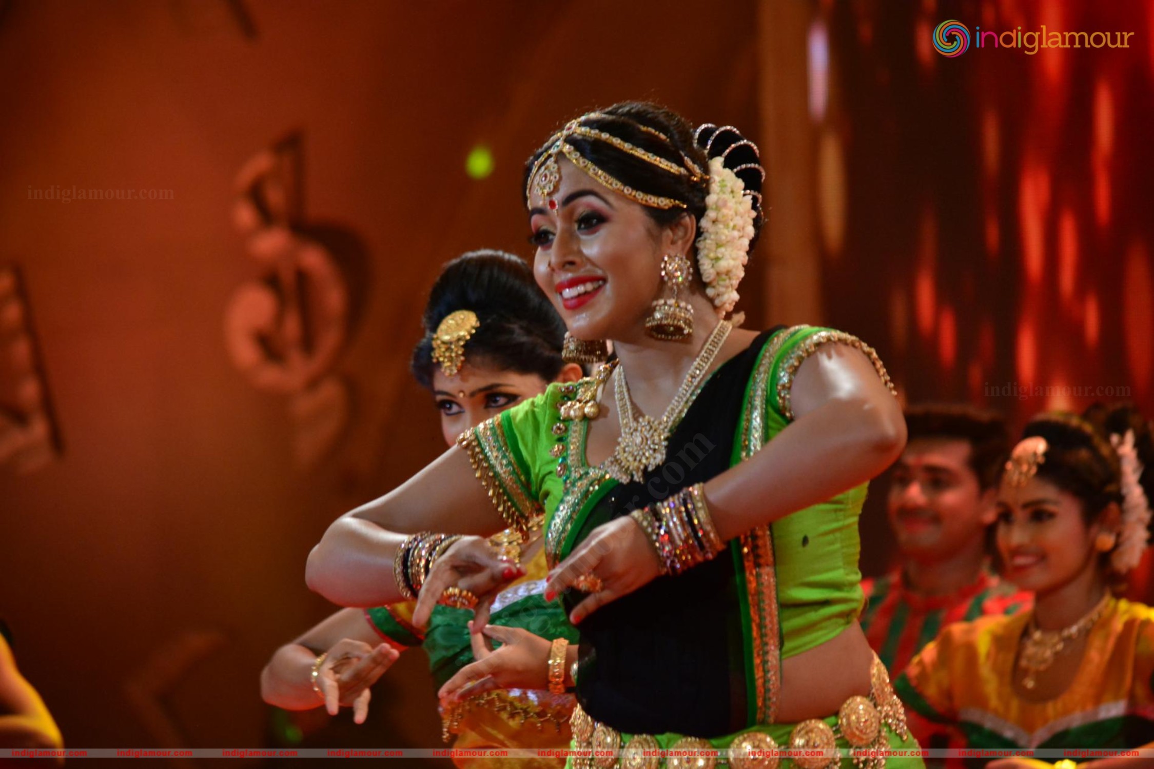 Shamna Kasim Actress hd photo