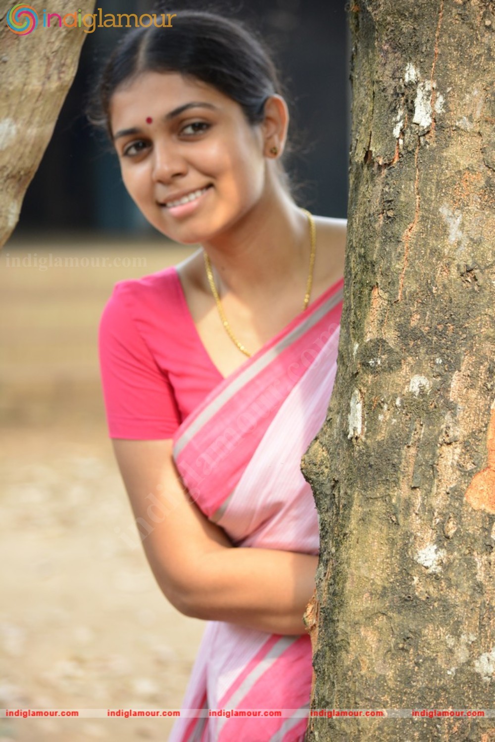 Anjali Aneesh Upasana Actress hd photo