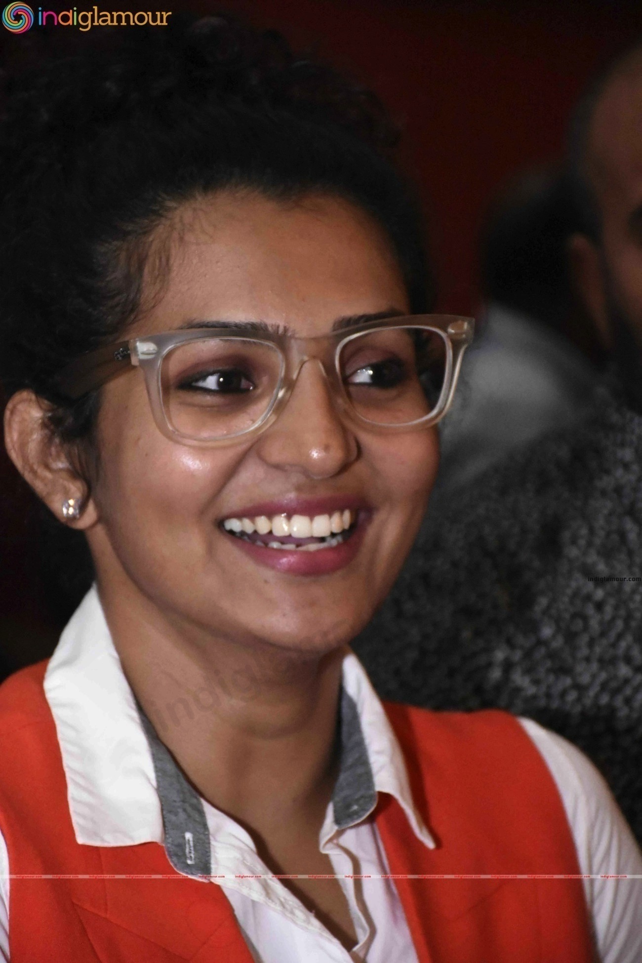 Parvathy Actress hd photo