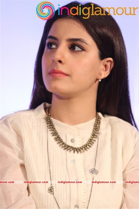 Isha Talwar Actress hd photo