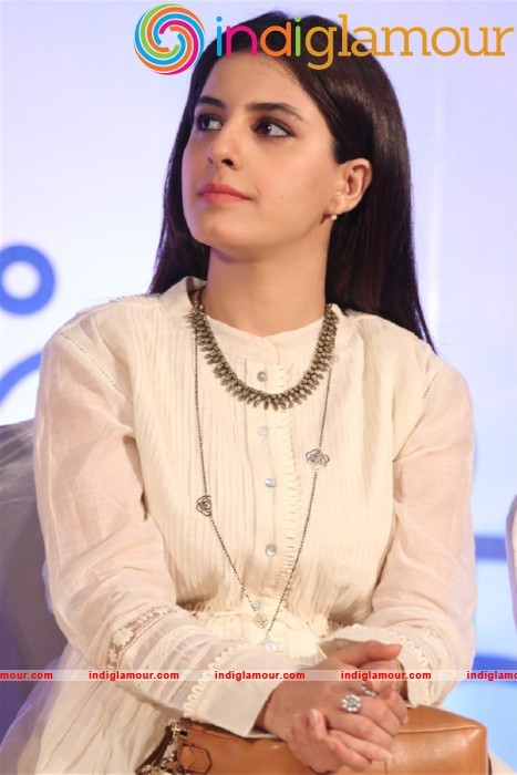 Isha Talwar Actress hd photo