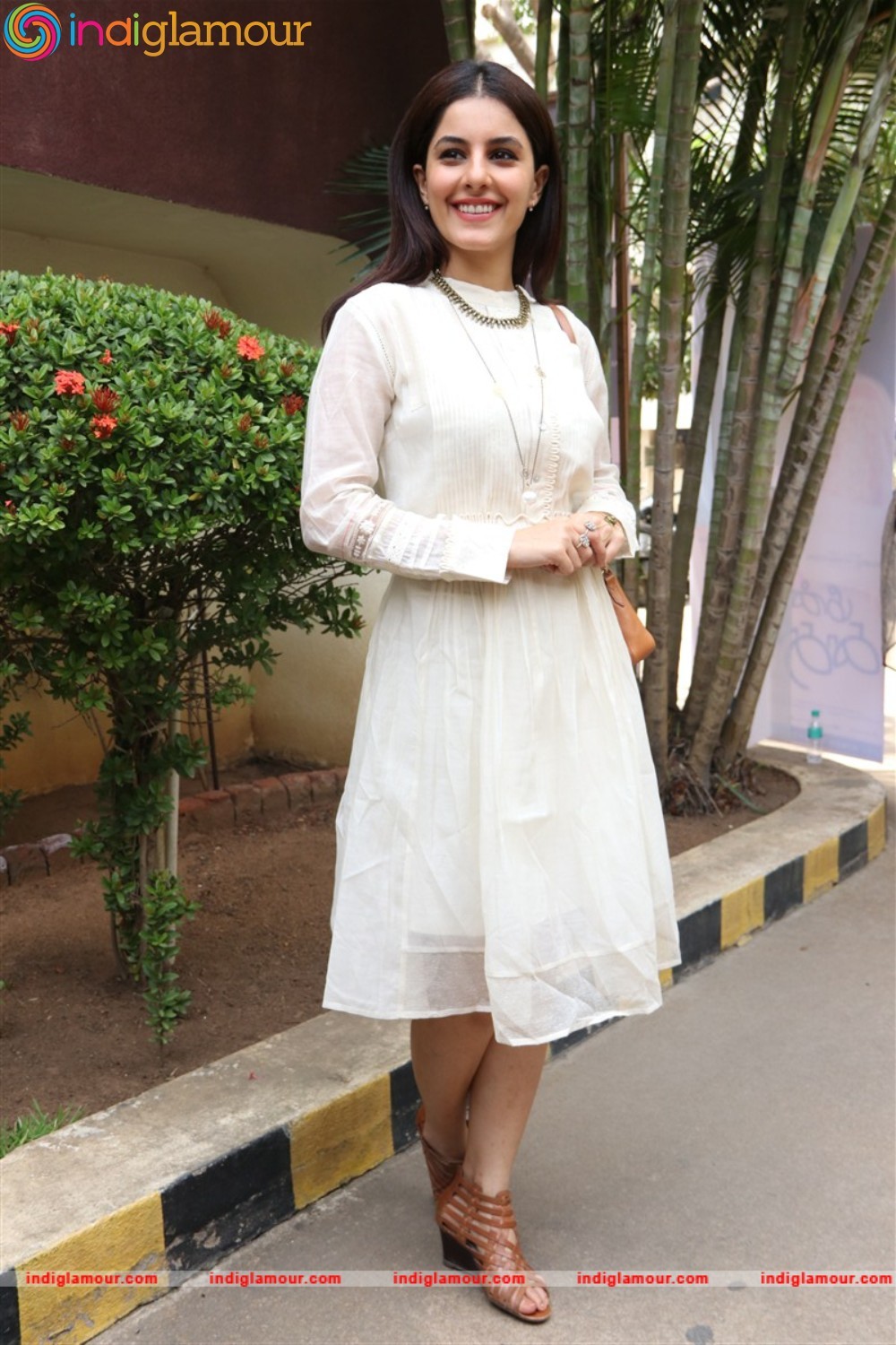 Isha Talwar Actress hd photo